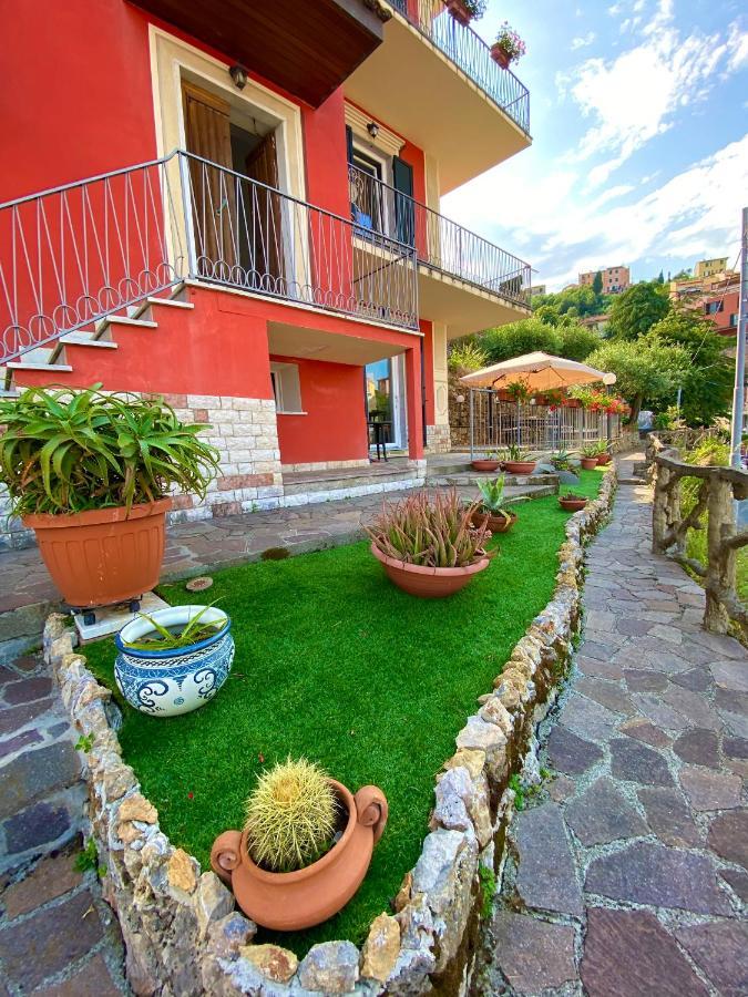 Апартаменты La Finestra Sul Mare Специя Экстерьер фото